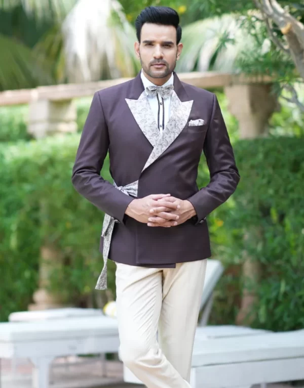 The Silver and Walnut Stellar Tuxedo Set