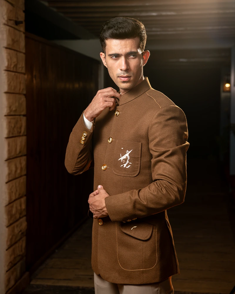 Frontline Valor Brown Tweed Hunting Coat Set - Image 3